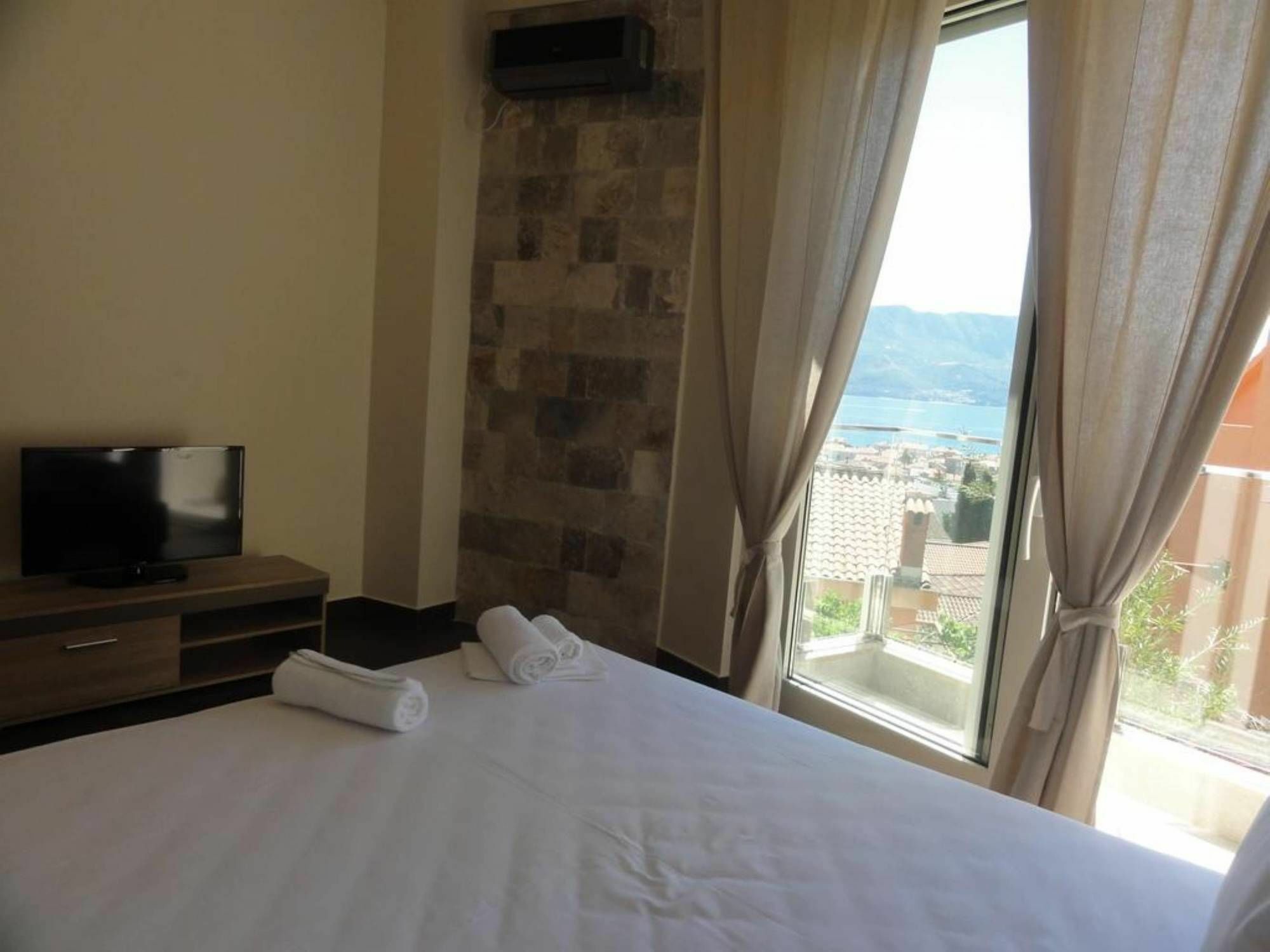 The Old Town Viewpoint Apartments بودفا المظهر الخارجي الصورة